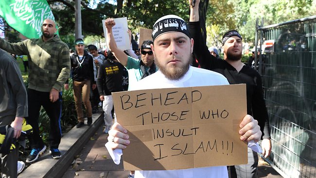 975416-islamic-protest-in-the-streets-of-sydney1_001.jpg