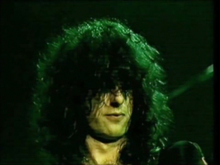 Jimmy_Page_closeup.jpg