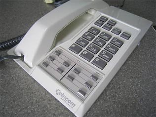 Old_Phone_3.jpg