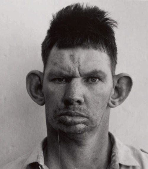 Roger-Ballen-Casie-and-Dresie-Twins-Western-Transvaal-South-Africa-1993-printed-later-1280x736_001.jpg