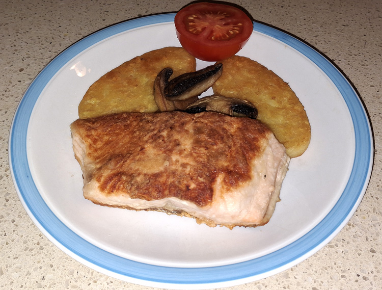 Salmon_for_dinner.jpg