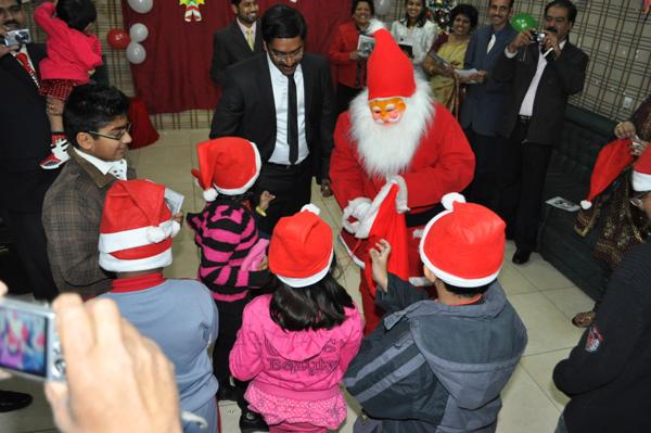 Saudi_xmas_2.jpg