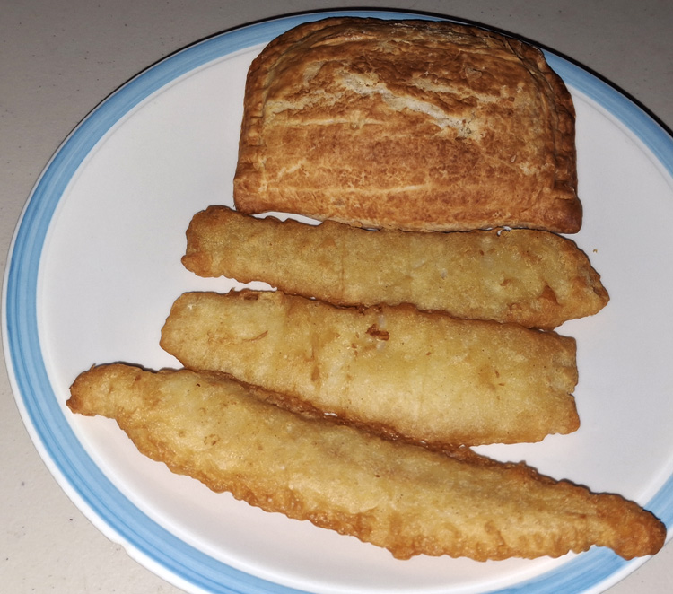 pastie_and_fish.jpg