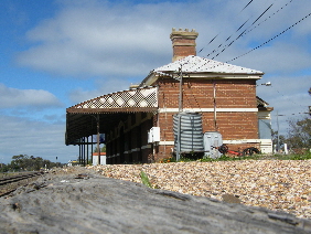 warracknabeal_station_vic.jpg