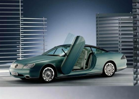 yeni_mercedes_scl300_01.jpg